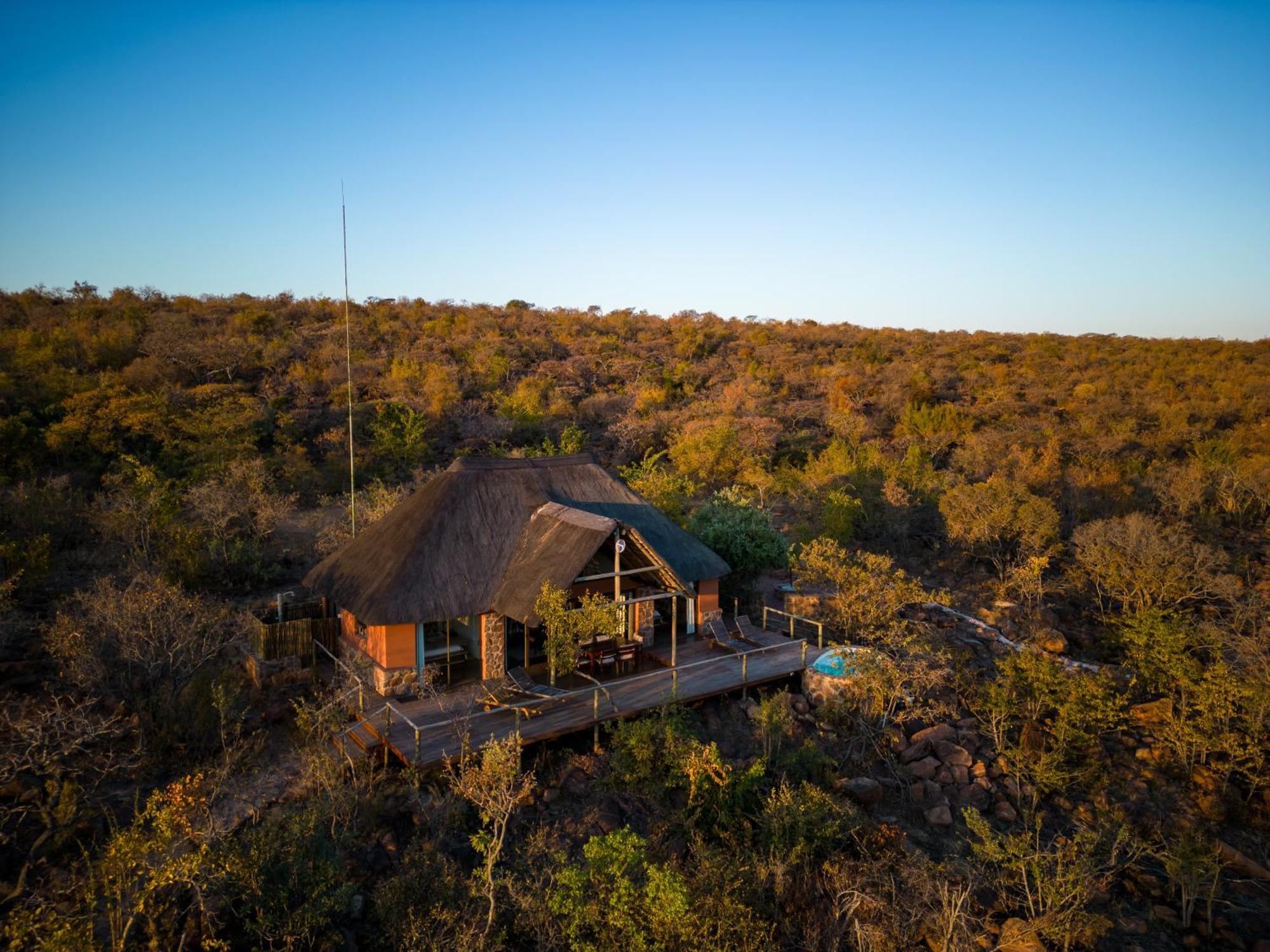 Elephants Crossing Welgevonden Game Reserve Exterior foto